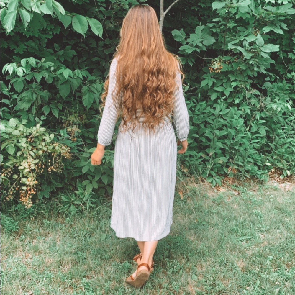 Cotton striped dress. - Picture 2 of 6